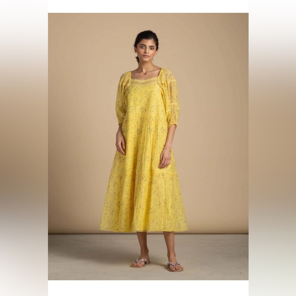 Buna Little Findings Tier Midi Dress Yellow Floral size Small
